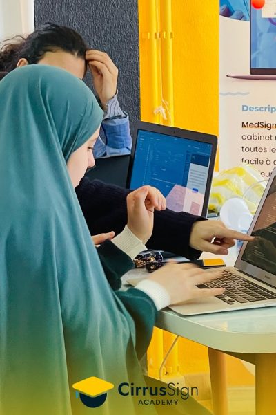 حبينا_نشاركوا_معاكم_لقطات_من_دورة_Web_Dev_اليوم!_👨_💻✨_المتدربين (3)